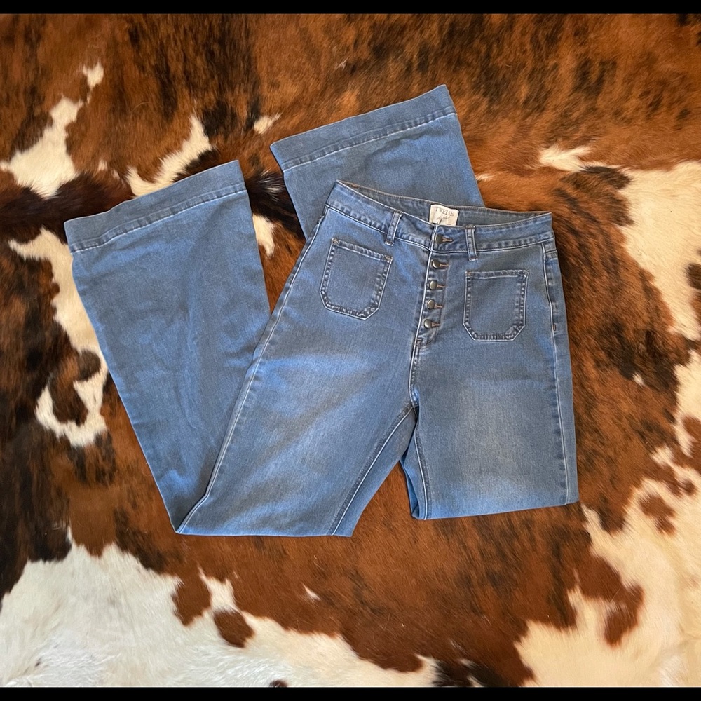 Flare / Trouser Jeans